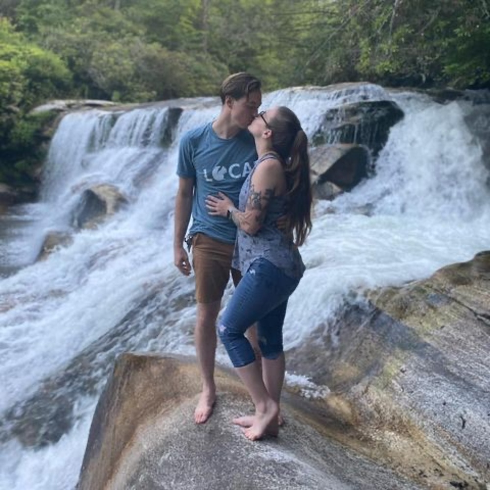 Meet your Posher, Brittney